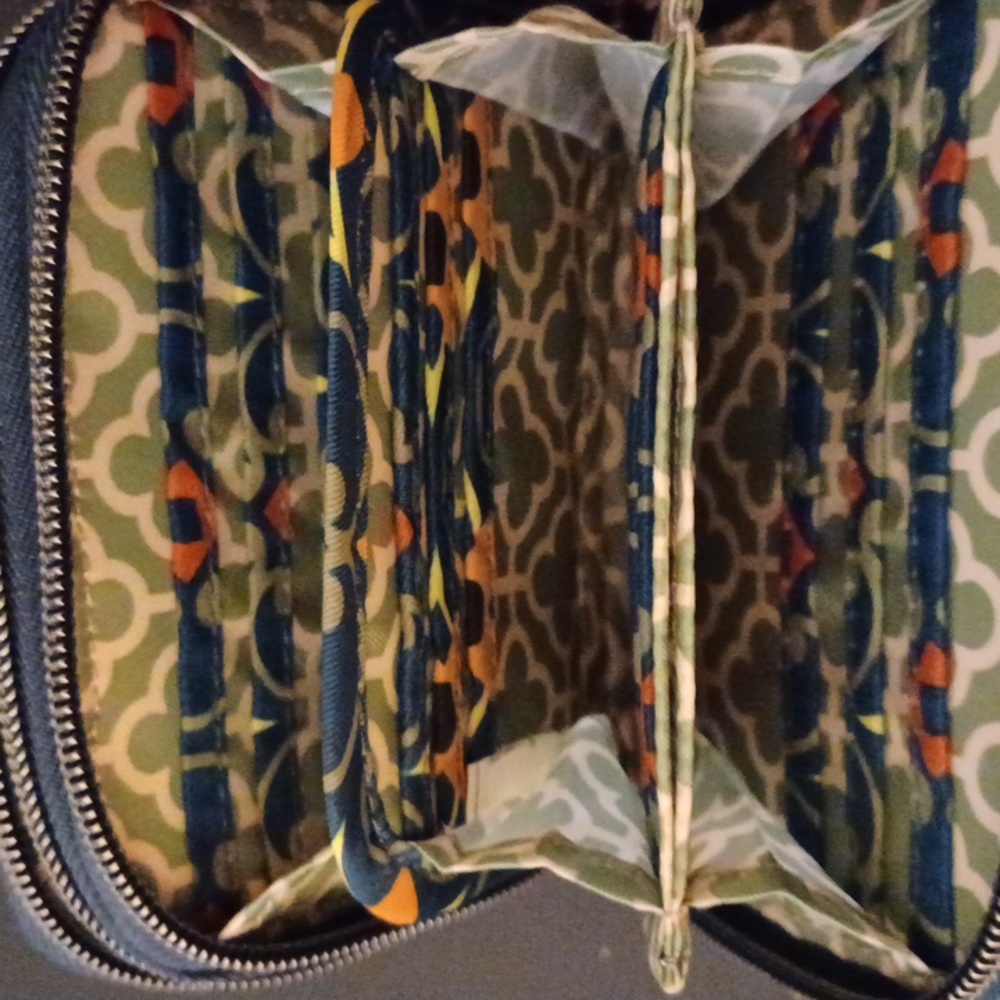 Compact RFID Wallet (LUG) - Picture 7 of 7
